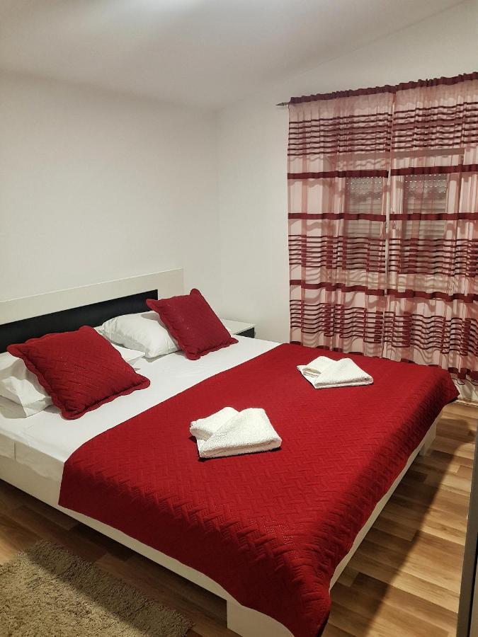 شقة Apartman Nela Kaštel Sućurac المظهر الخارجي الصورة